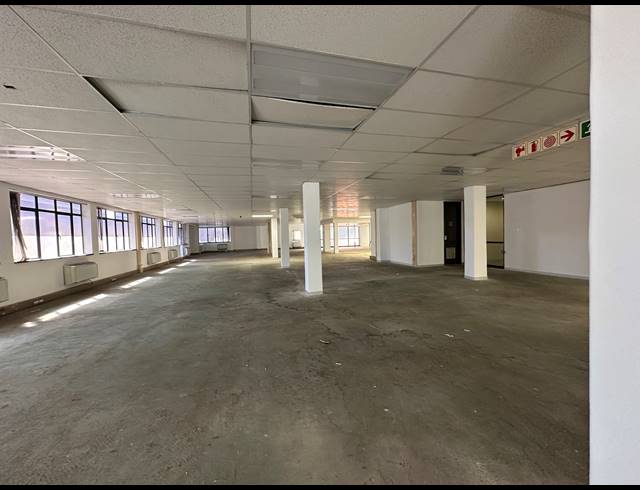 1,731M² OFFICE TO LET IN SANDTON CENTRAL